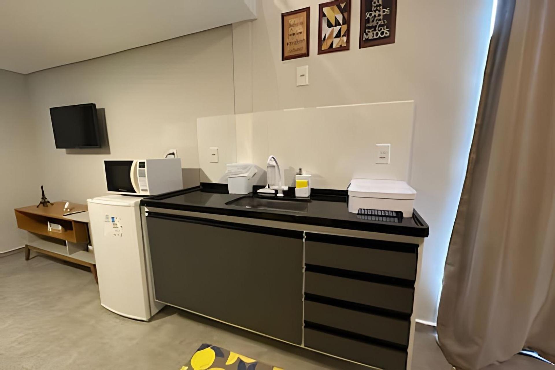 Loft de Luxo no Braga: Perfeito para Casais - Ar, Wi-Fi e Estilo