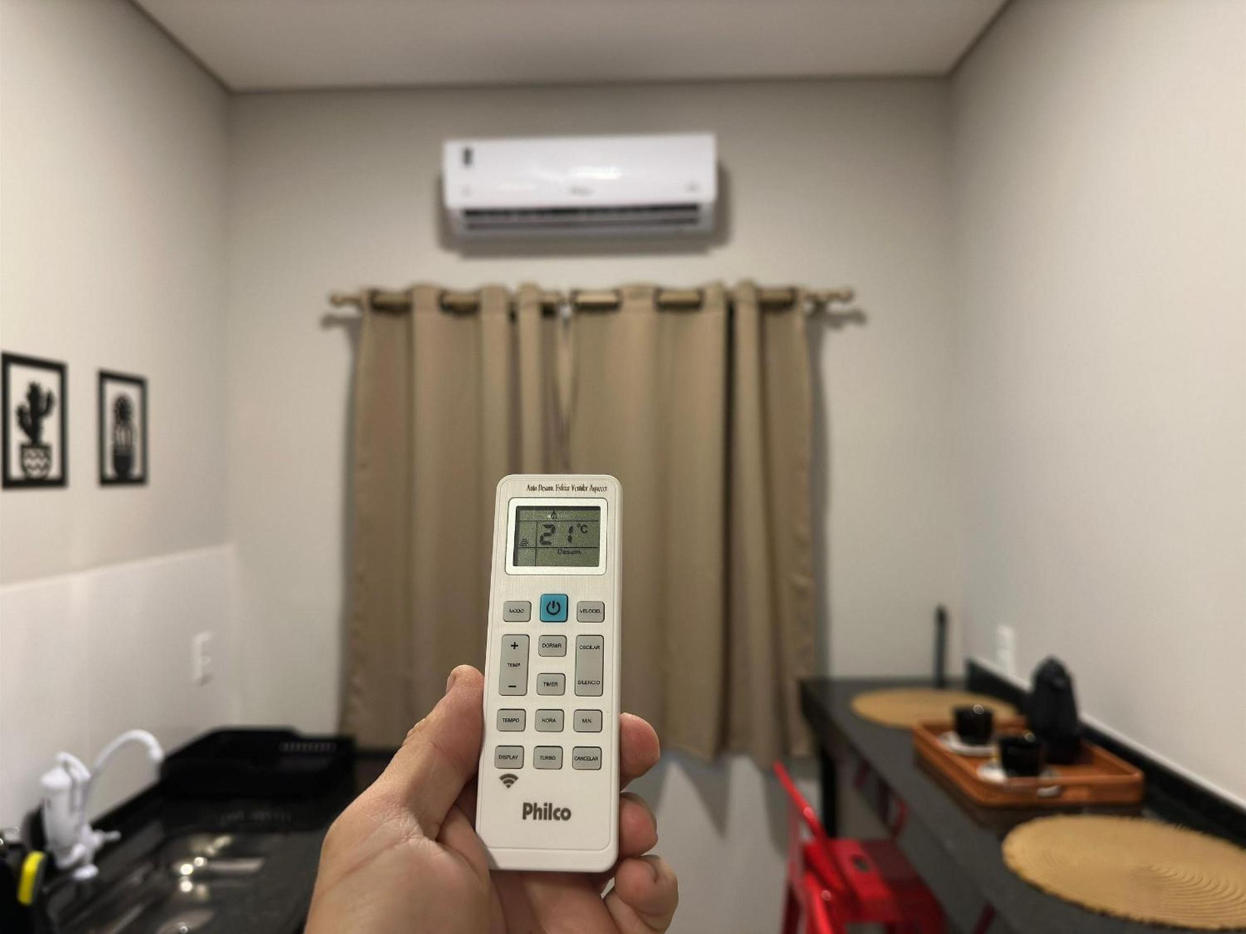Loft de Luxo no Braga: Perfeito para Casais - Ar, Wi-Fi e Estilo
