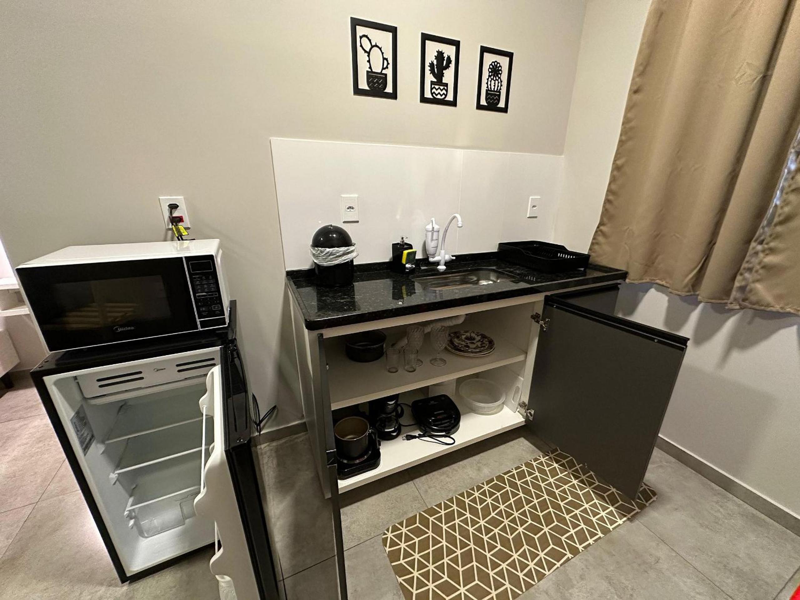 Loft de Luxo no Braga: Perfeito para Casais - Ar, Wi-Fi e Estilo