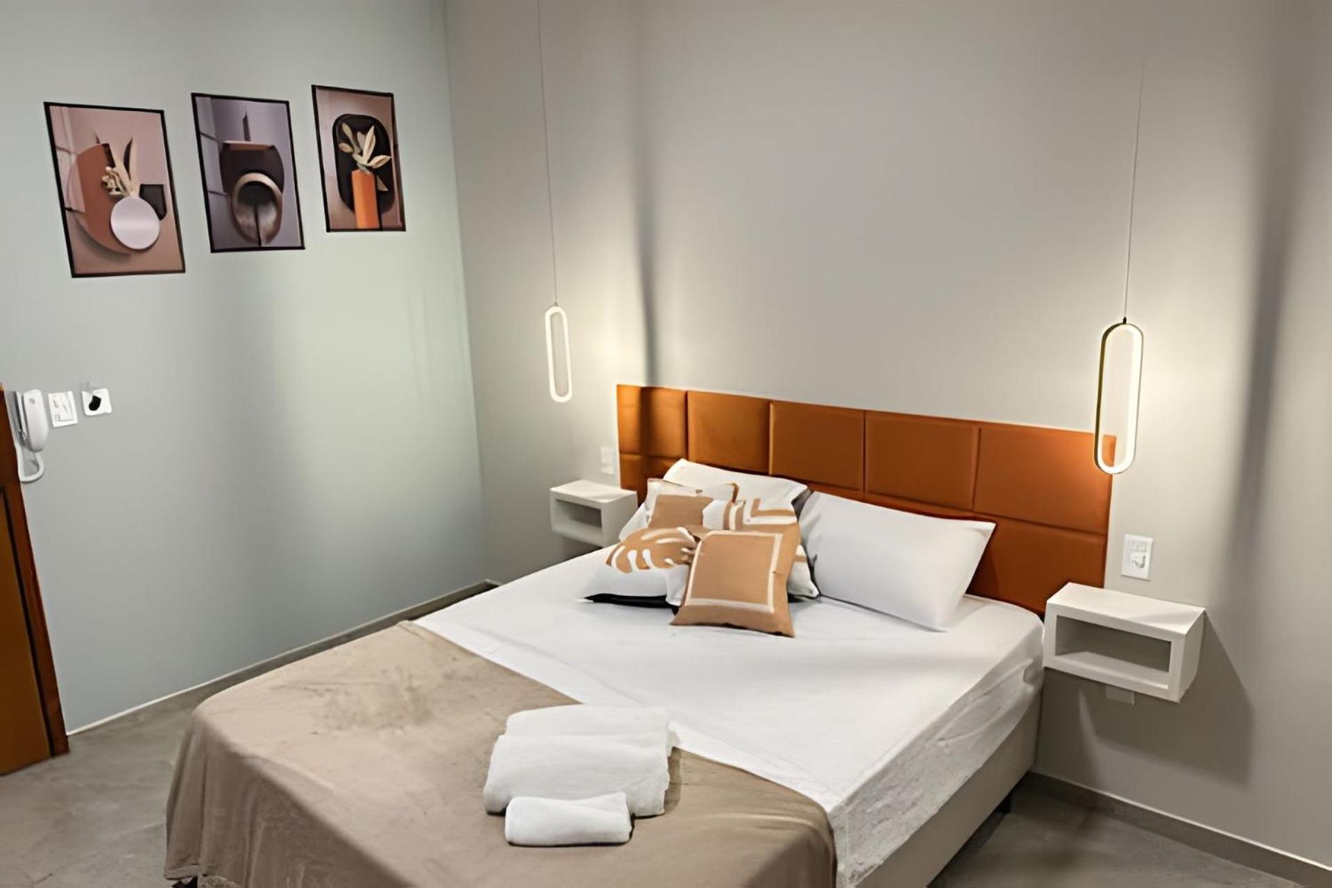 Loft de Luxo no Braga: Perfeito para Casais - Ar, Wi-Fi e Estilo