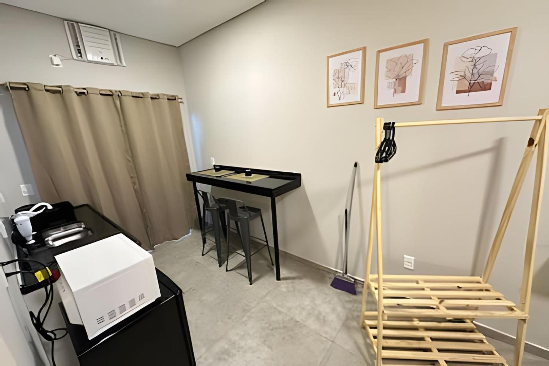Loft de Luxo no Braga: Perfeito para Casais - Ar, Wi-Fi e Estilo