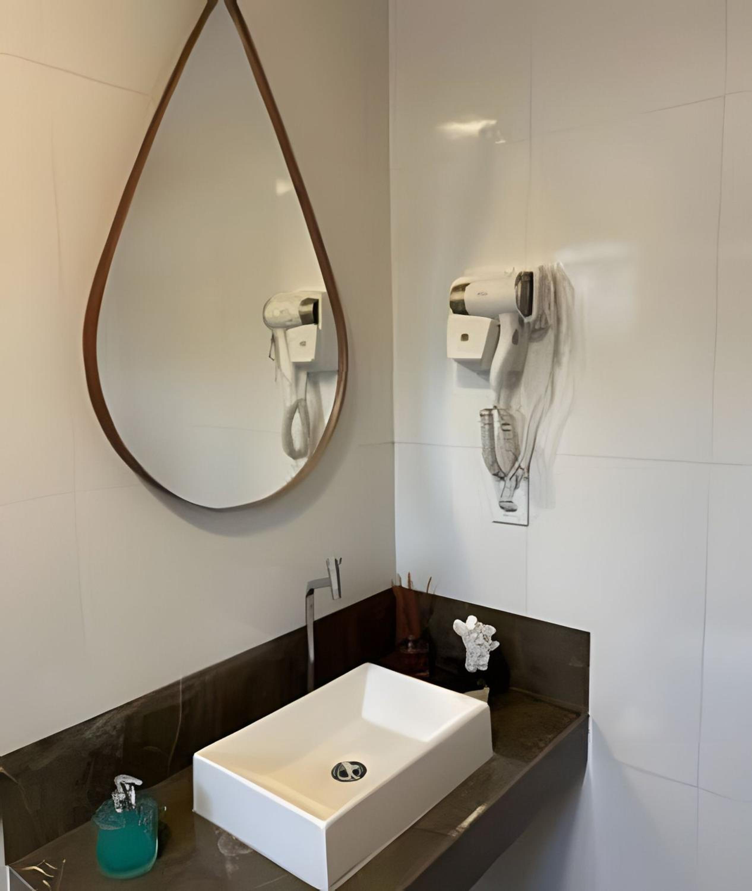 Loft de Luxo no Braga: Perfeito para Casais - Ar, Wi-Fi e Estilo