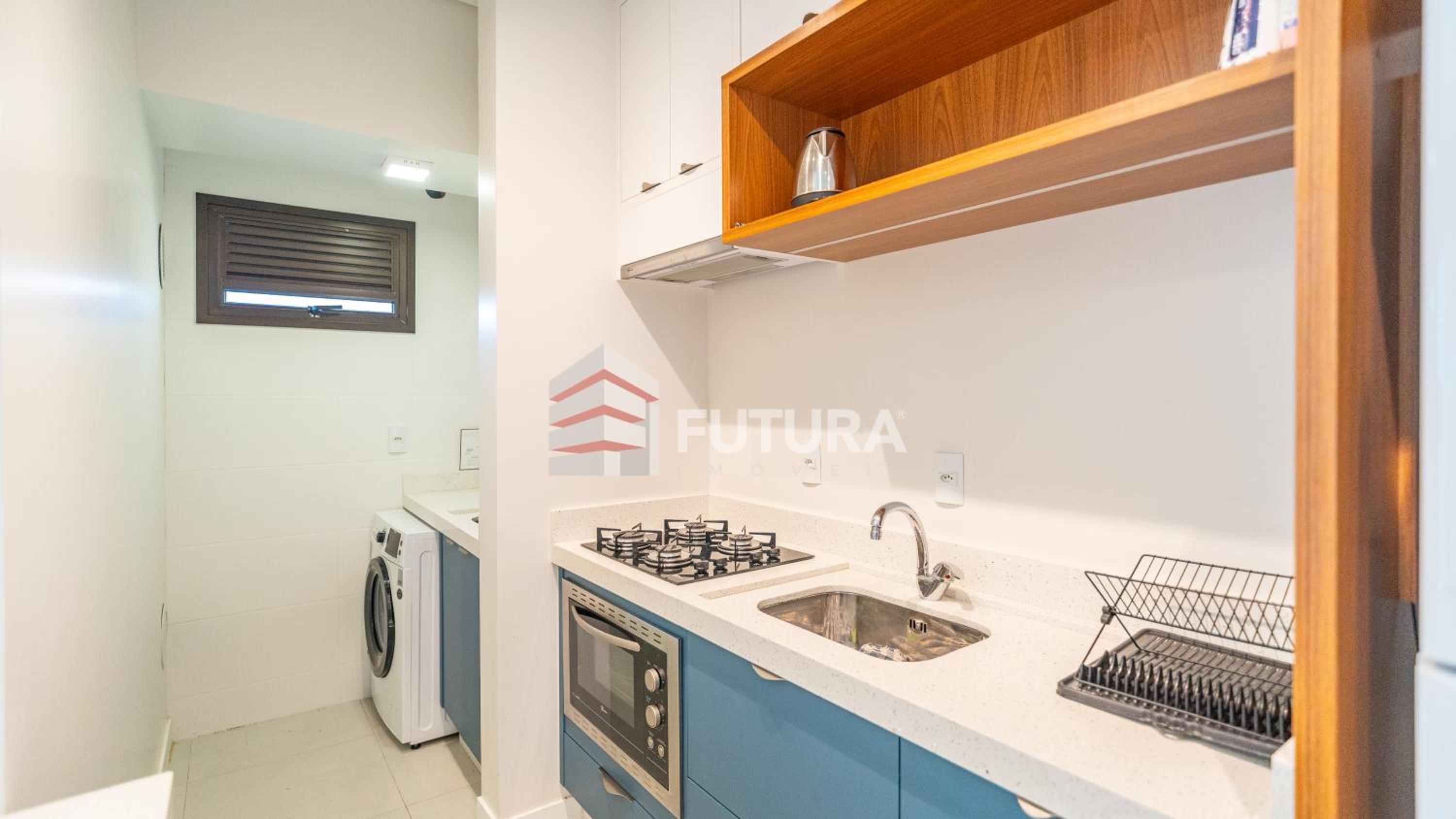 Apartamento térreo com 02 suítes em Mariscal - LA018EF