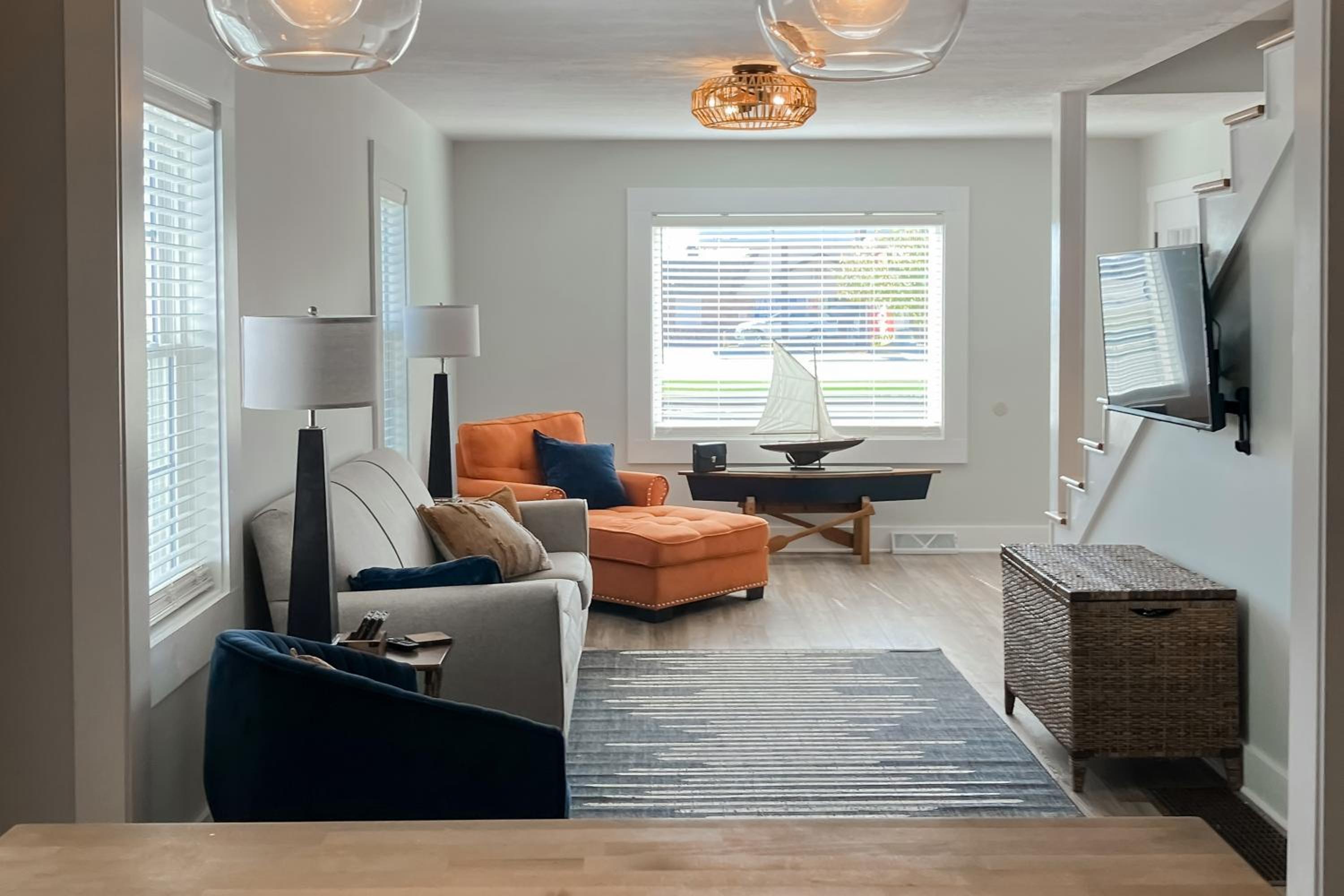 Walk to Beach and Dtwn East Tawas! Lake-View Retreat