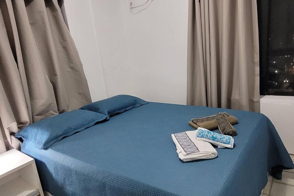 Apartamento a 150 metros da Praia, e Piscina na Cobertura do Prédio