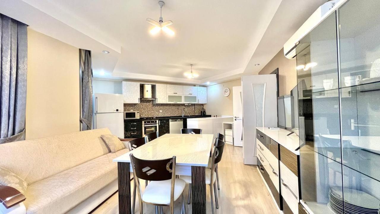 Sunny apartment in antalya