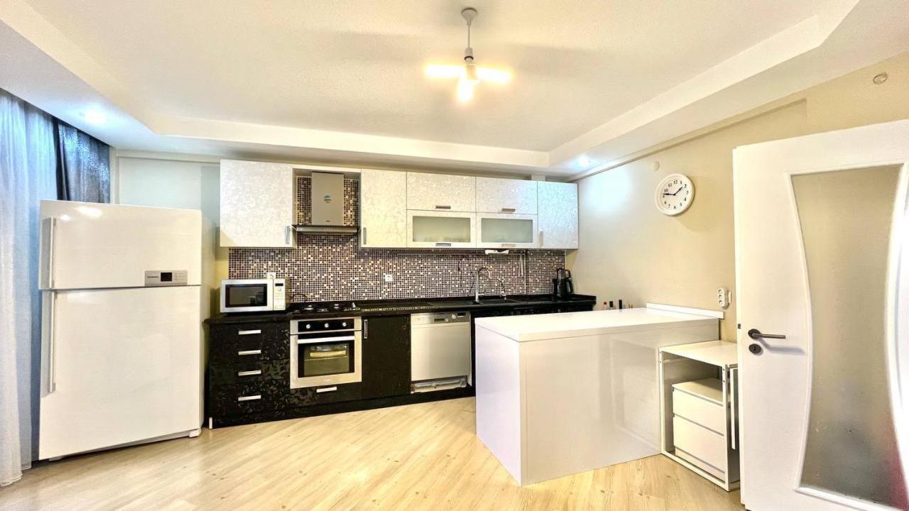 Sunny apartment in antalya