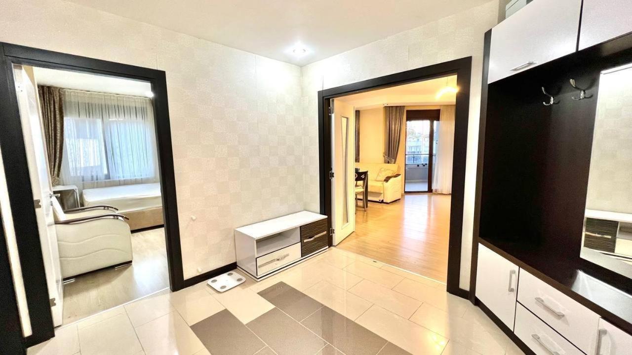 Sunny apartment in antalya
