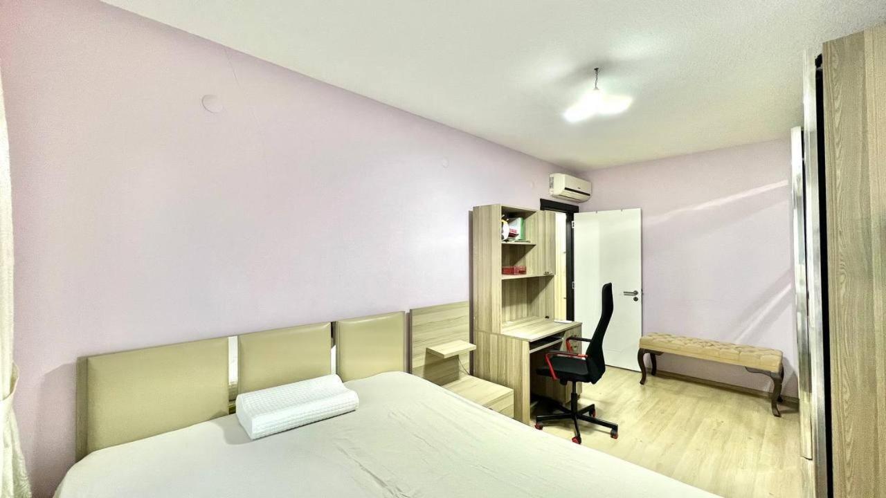 Sunny apartment in antalya