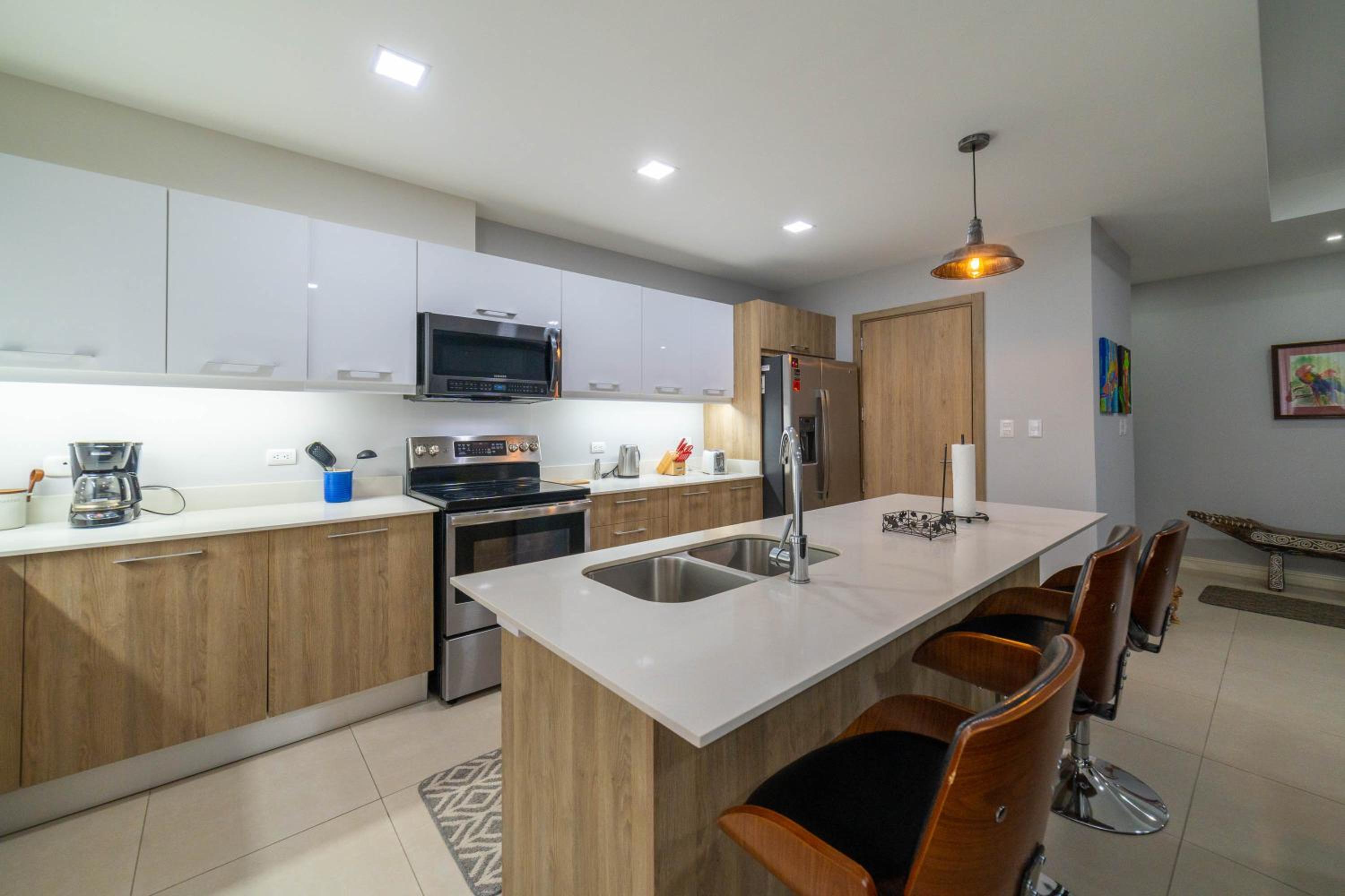 CR Luxury Vacation Rentals