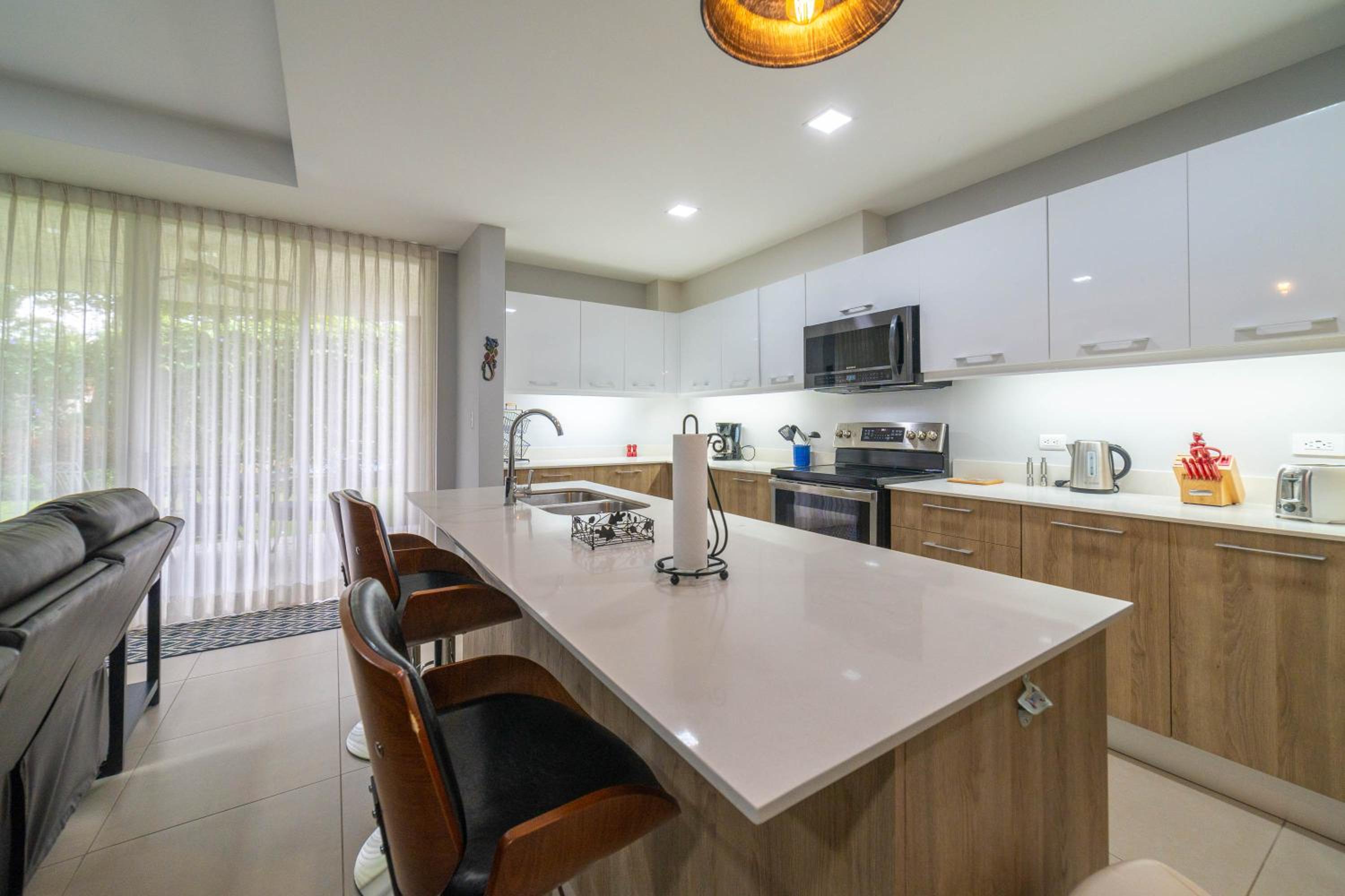 CR Luxury Vacation Rentals