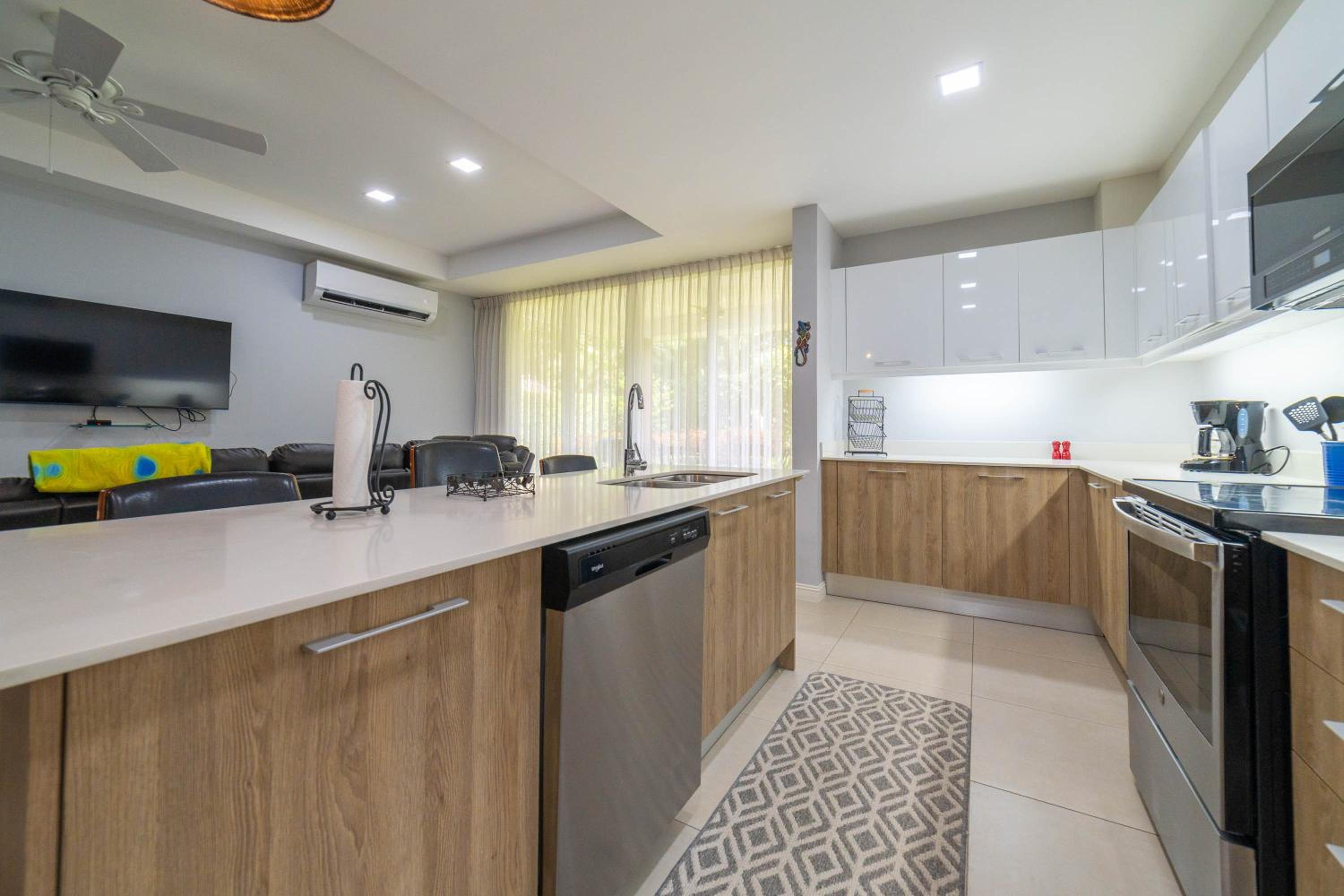 CR Luxury Vacation Rentals