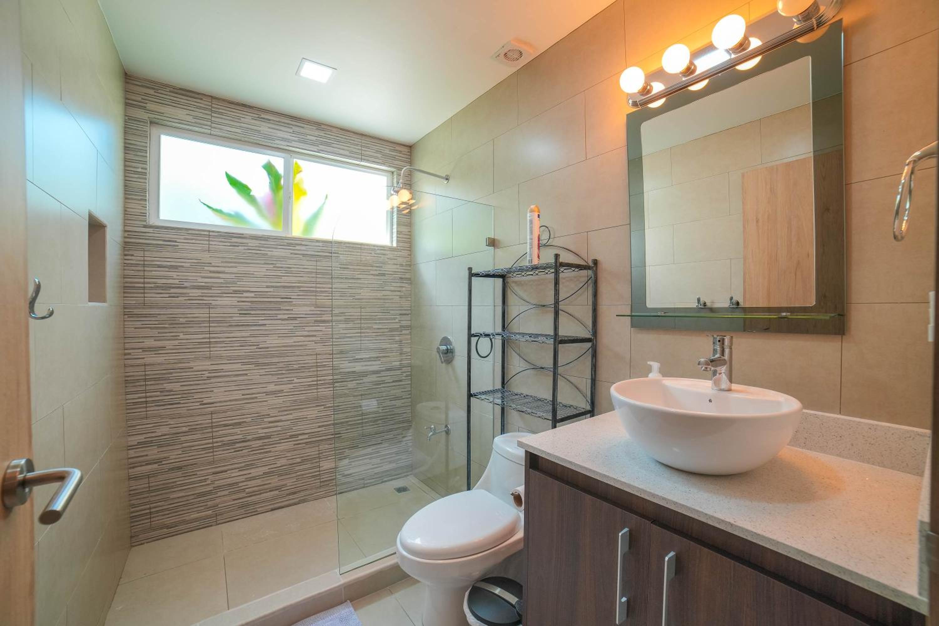 CR Luxury Vacation Rentals
