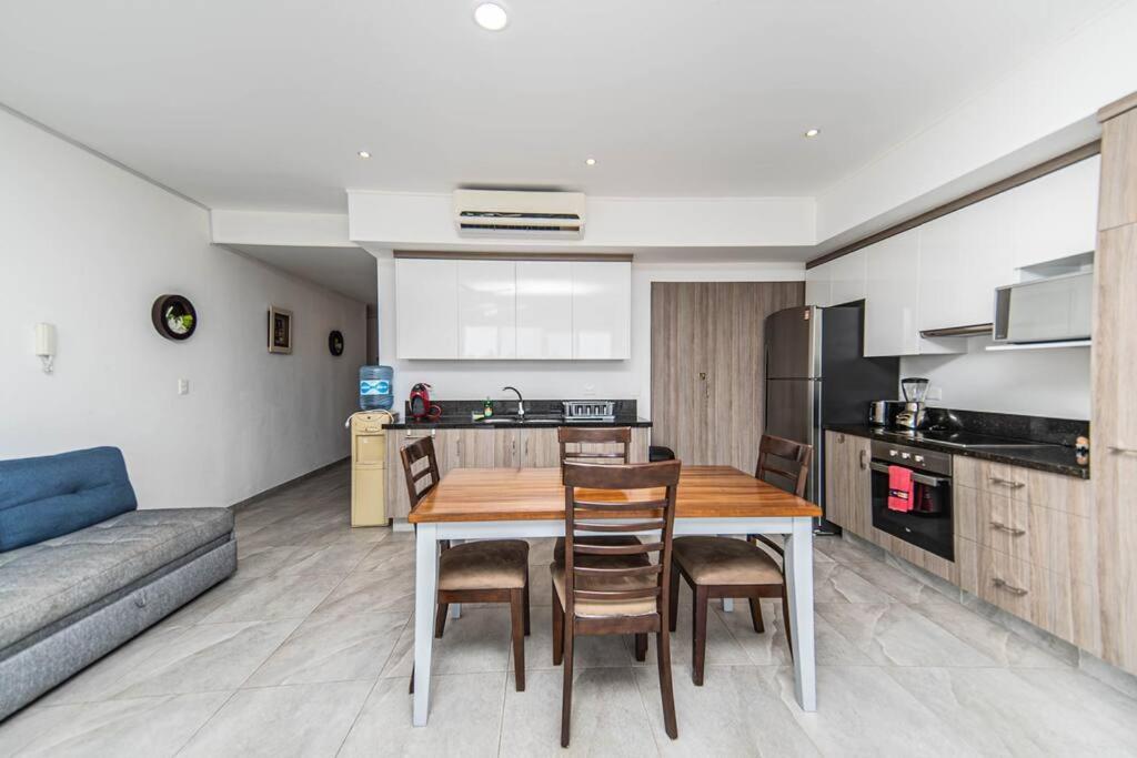 MAREA306 - Modern apartment 5 minutes from the beach with a rooftop pool view 5