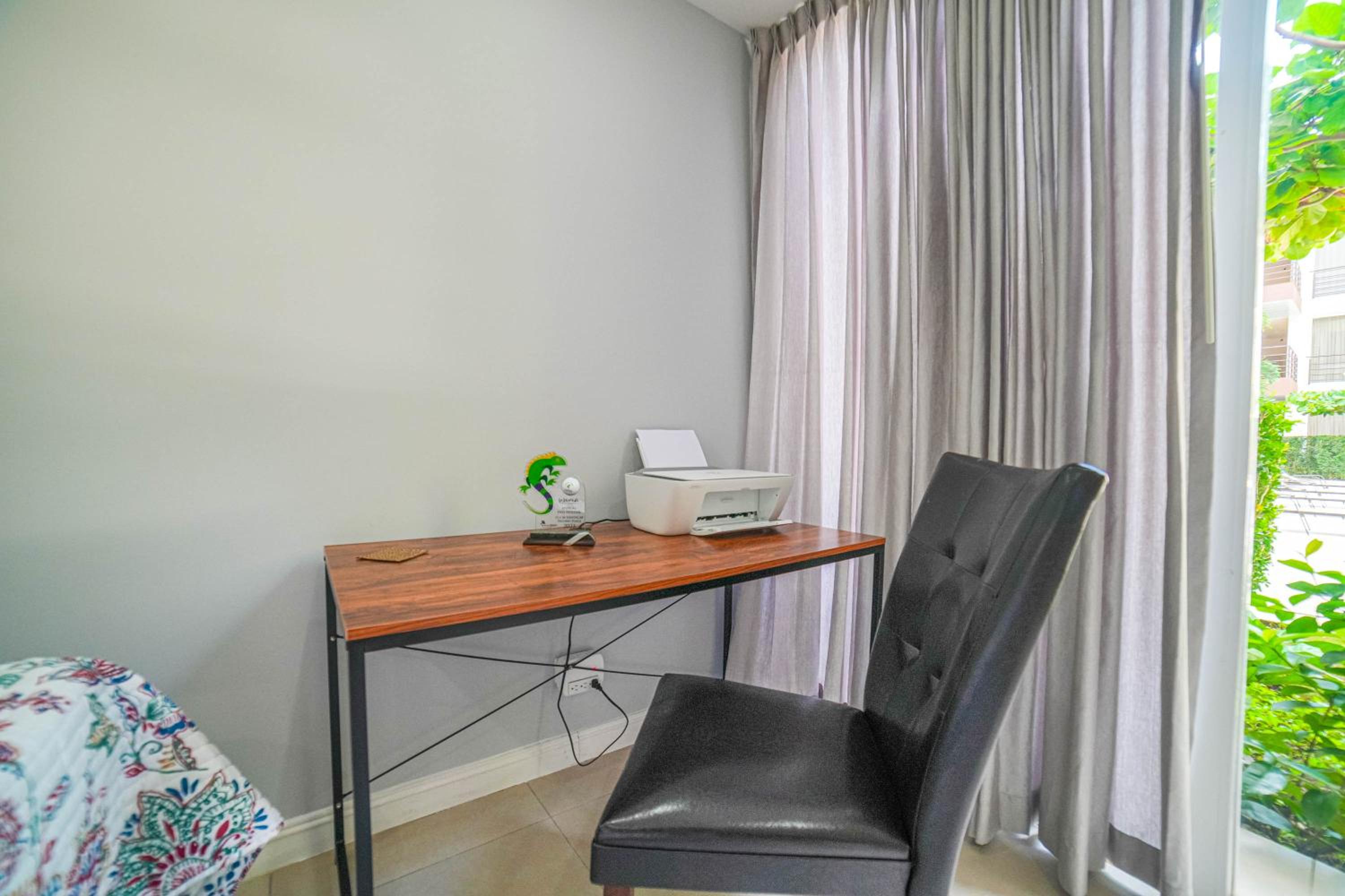 CR Luxury Vacation Rentals