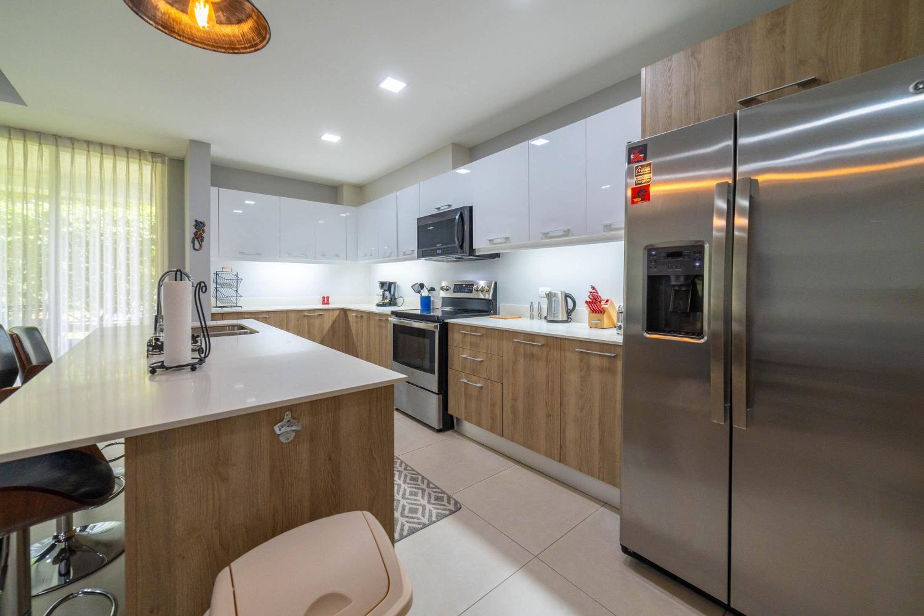CR Luxury Vacation Rentals