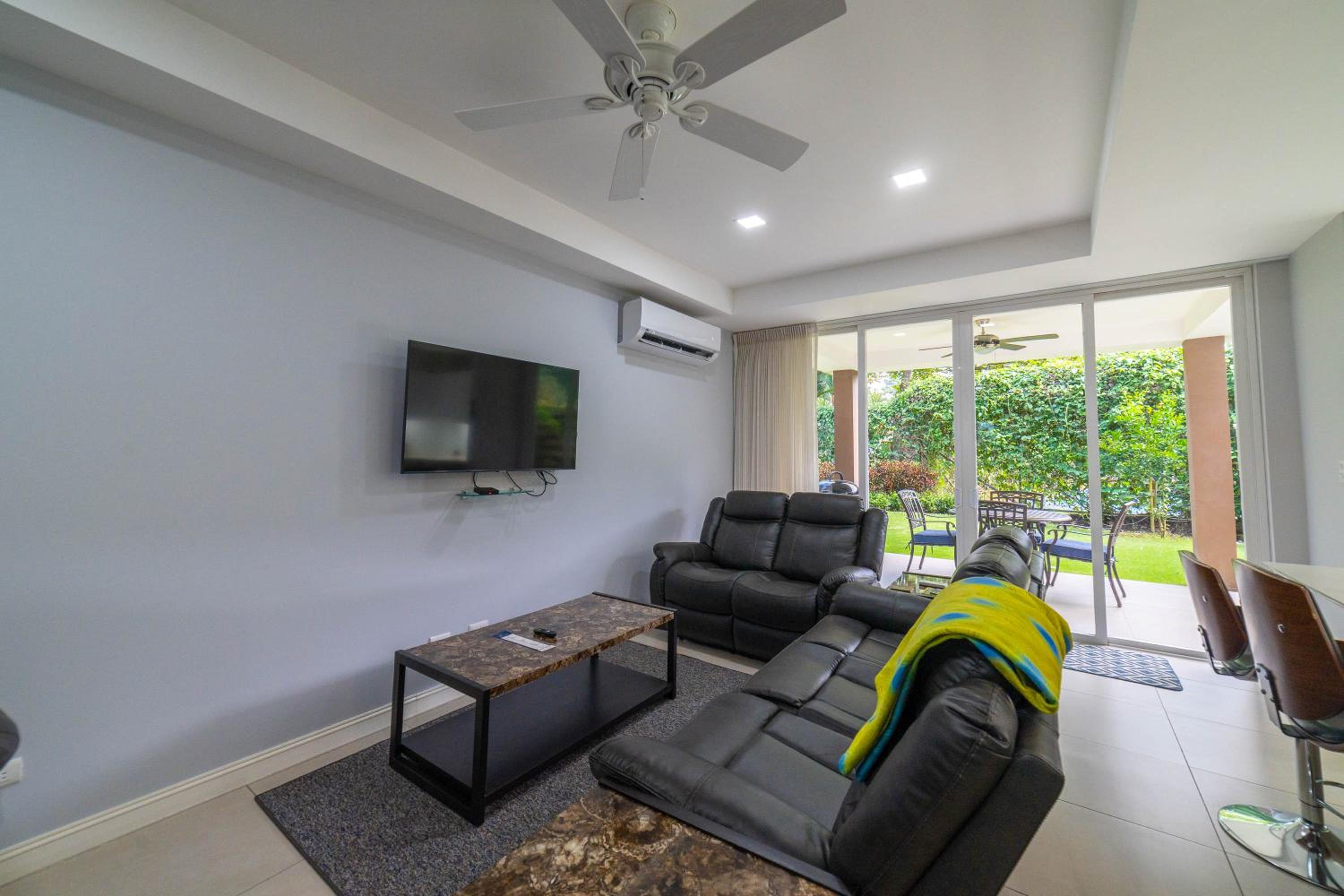 CR Luxury Vacation Rentals