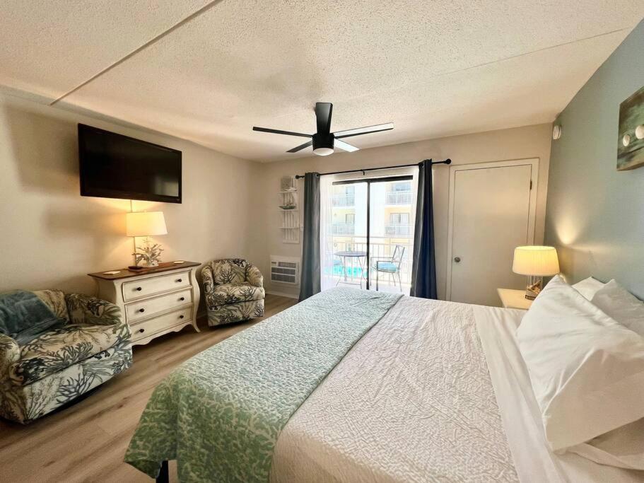 Cheapest on the Beach-Oceanfront-Heated Pool!