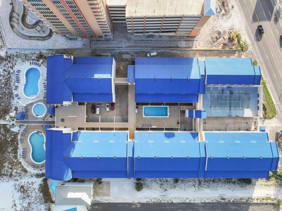 Cheapest on the Beach-Oceanfront-Heated Pool!