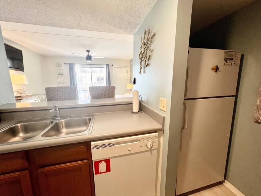 Cheapest on the Beach-Oceanfront-Heated Pool!