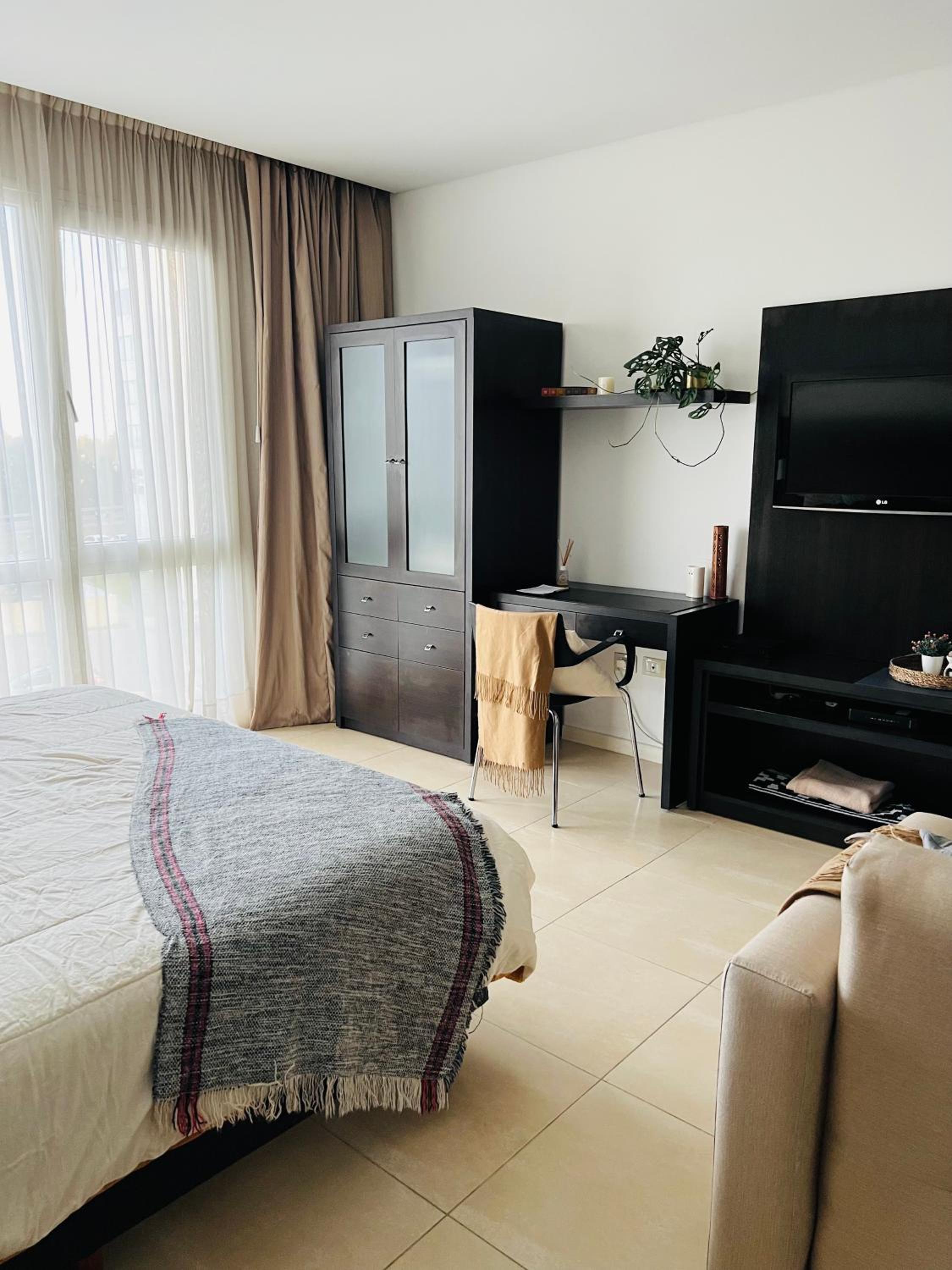 Condominio WYNDHAM NORDELTA DESAYUNO INCLUIDO PISCINA OPCIONAL ARANCELADA !!!!!