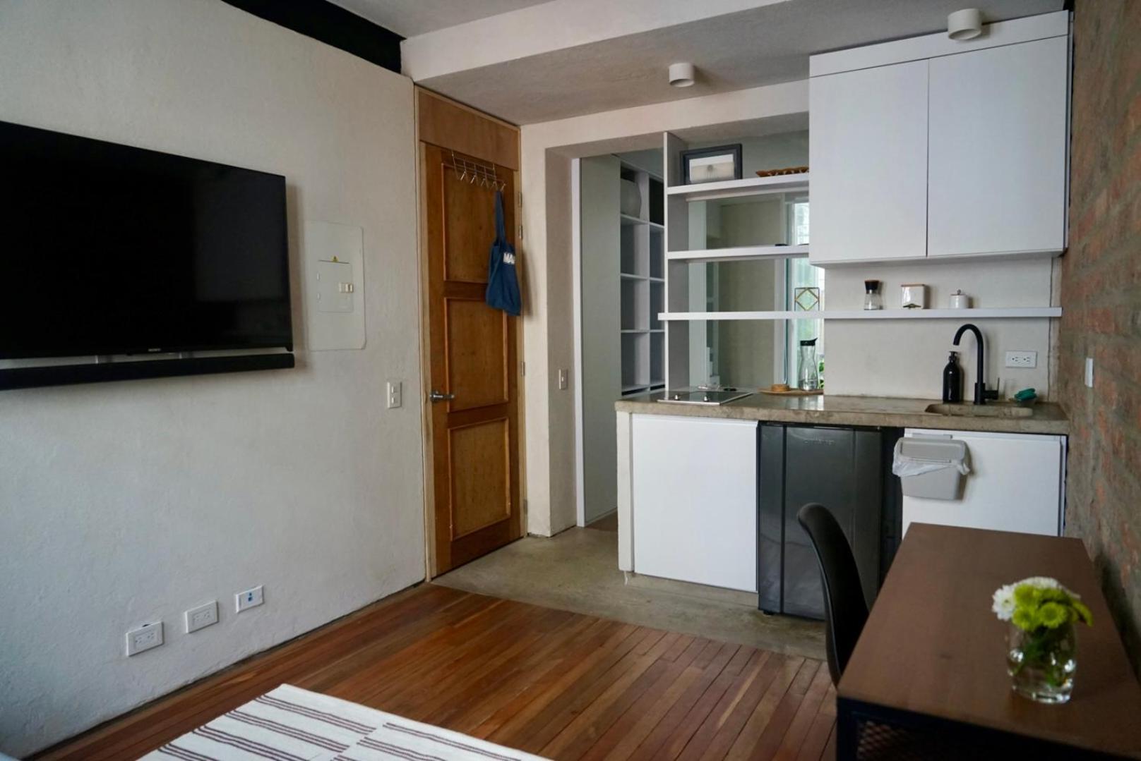 One of a kind apt in La Soledad, Teuaquillo