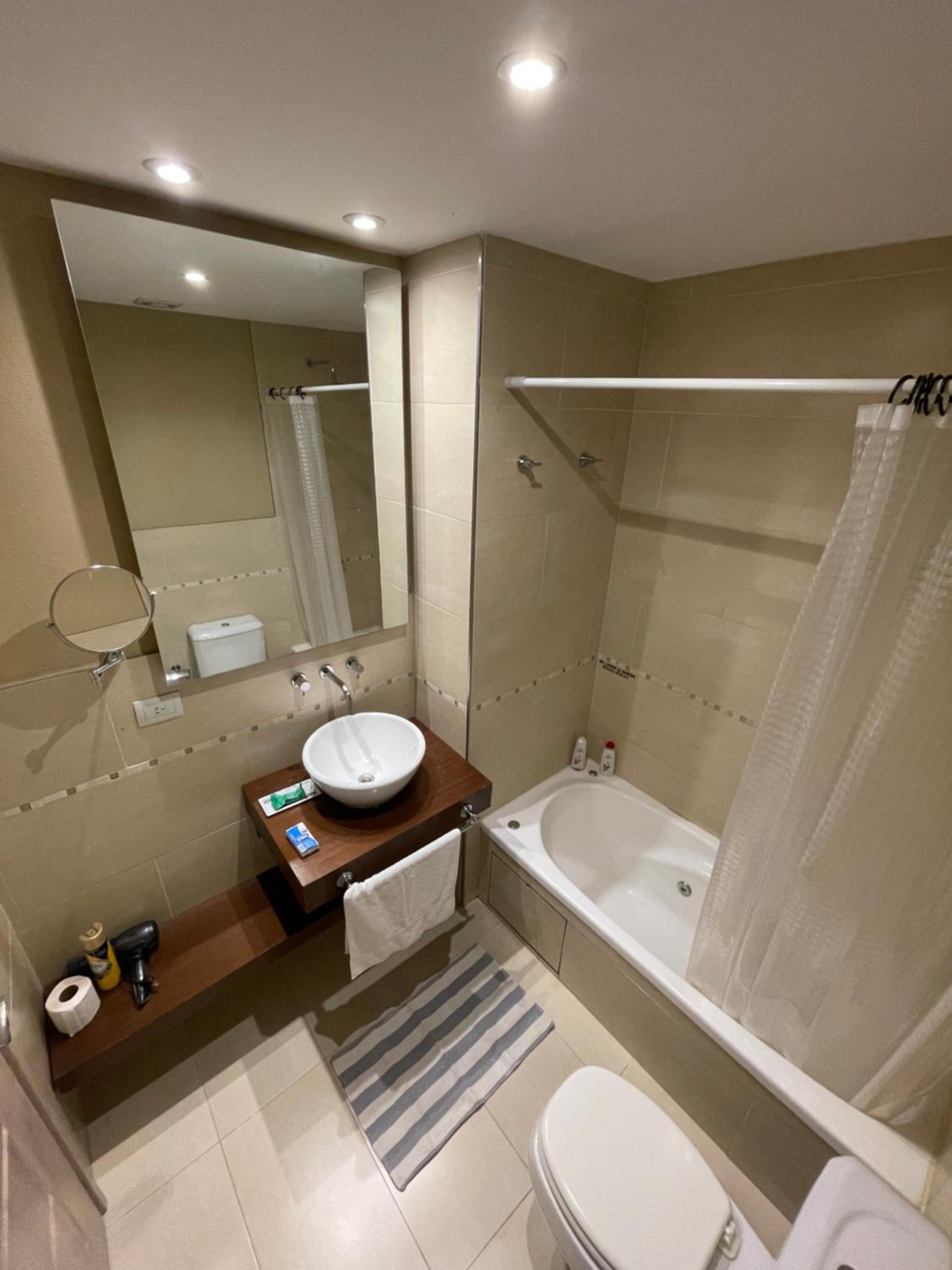 Condominio WYNDHAM NORDELTA DESAYUNO INCLUIDO PISCINA OPCIONAL ARANCELADA !!!!!