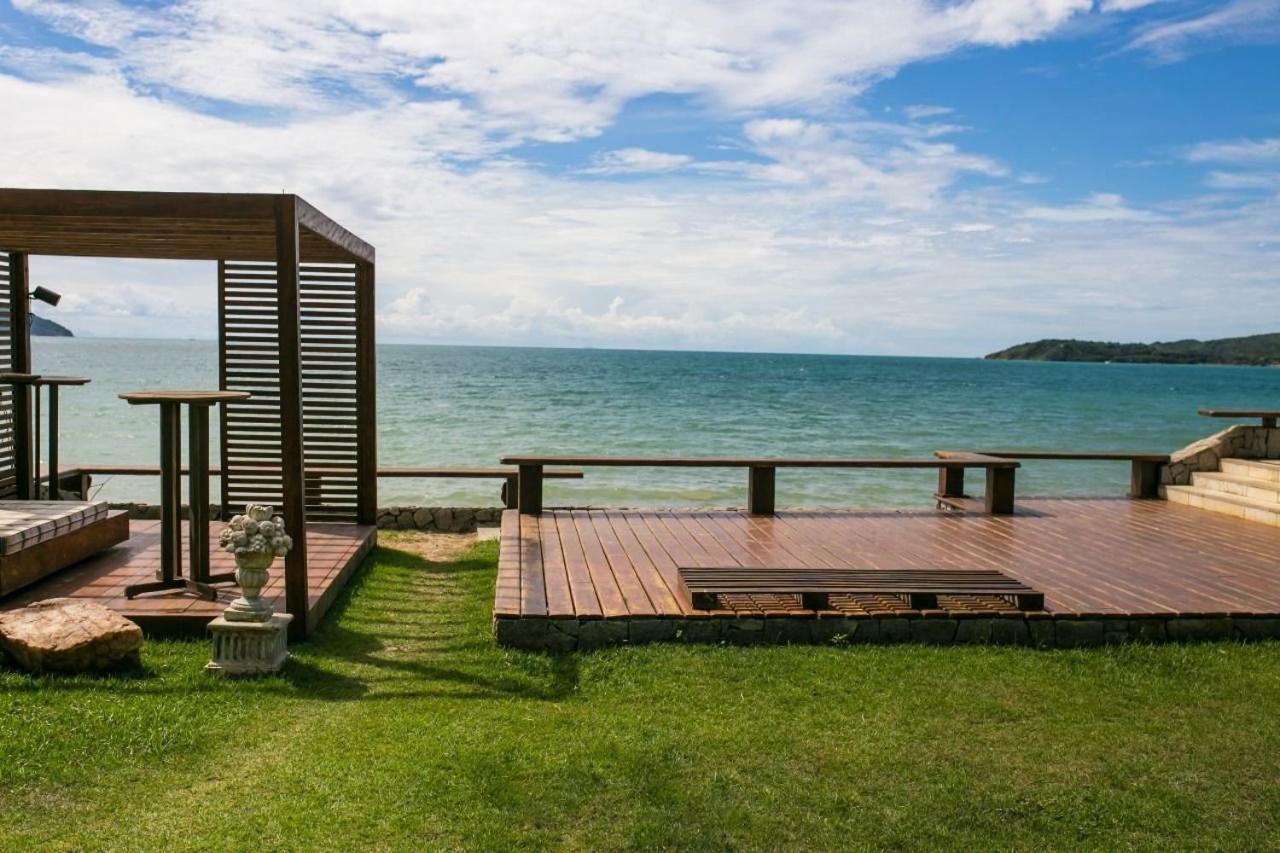 Casa pe na areia em Buzios