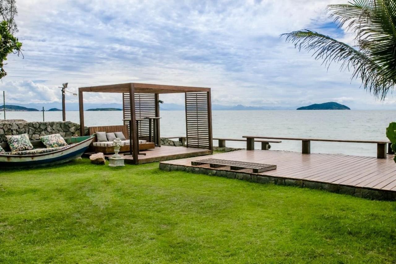 Casa pe na areia em Buzios