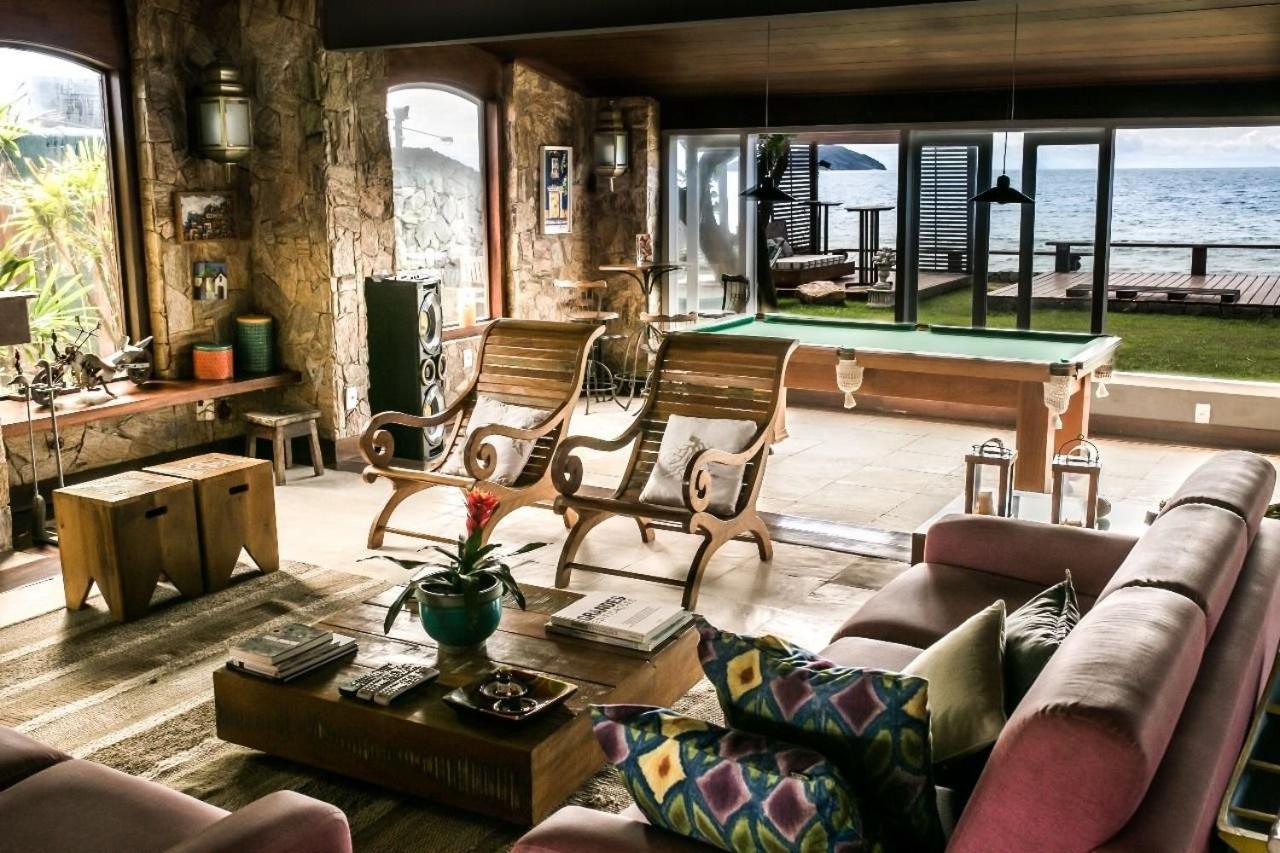 Casa pe na areia em Buzios