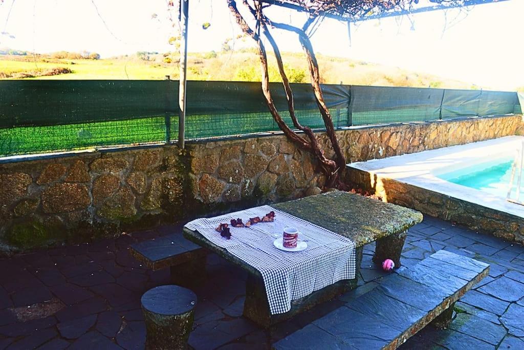 Finca con Piscina en Doniños