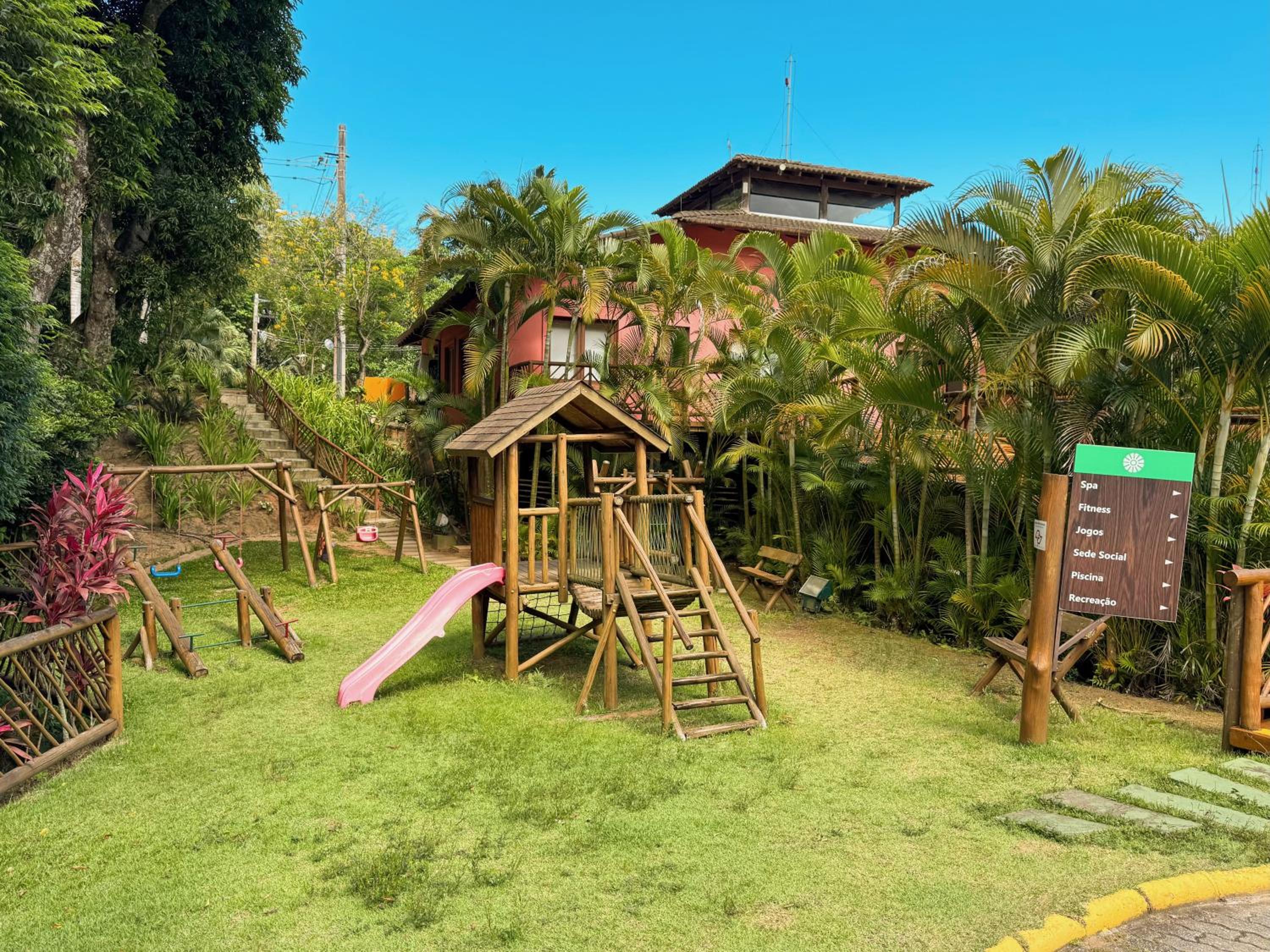 A Casa 46 Ilhabela - Praia do Curral - Refúgio à Beira-Mar, Condominio Yacamim