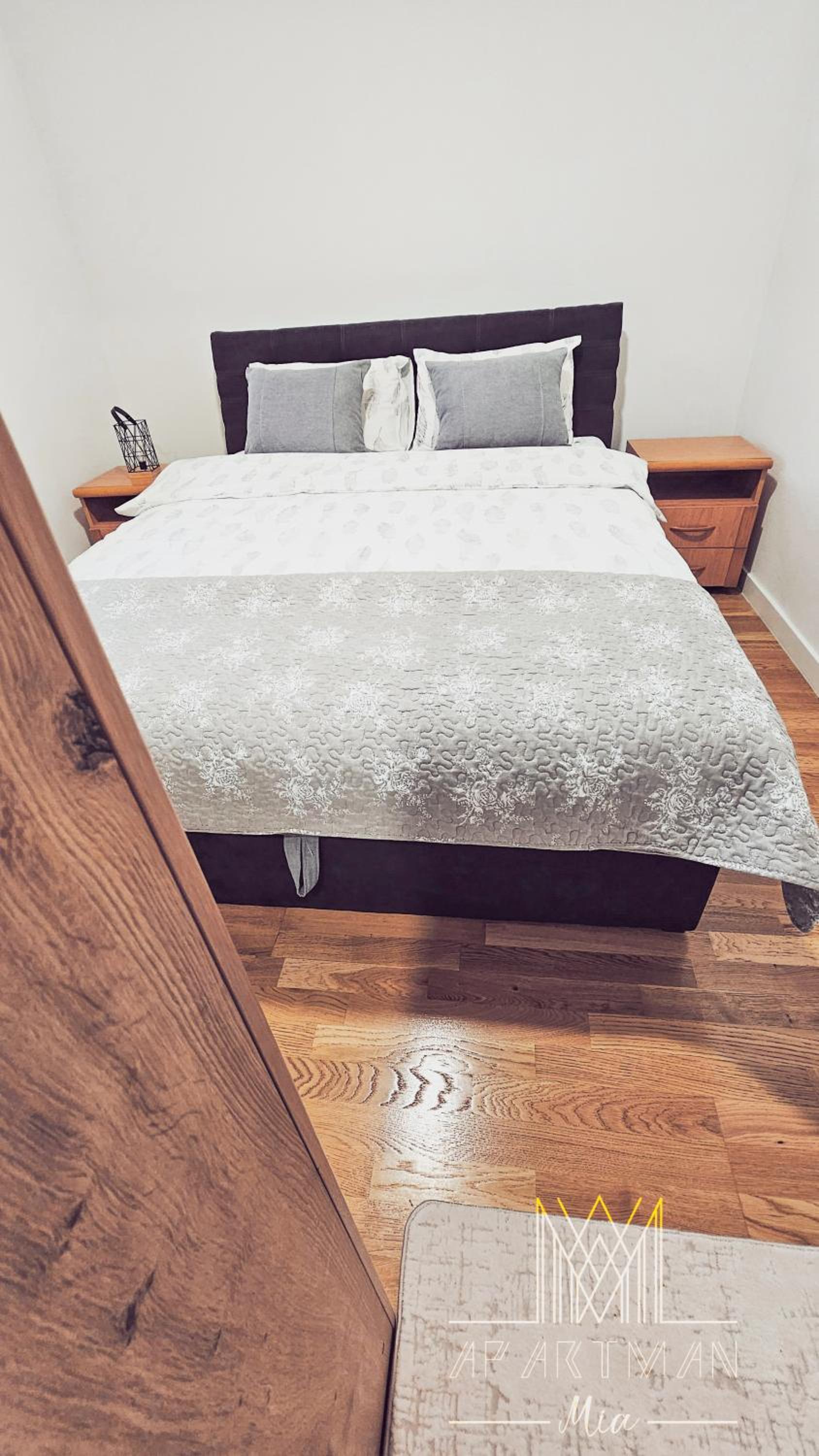 Stan na dan-Apartman Mia