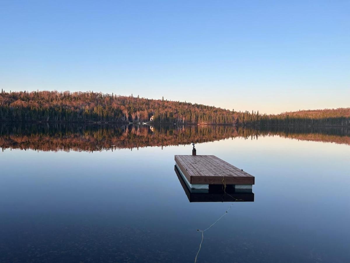 Cozy Chalet by the Lake - Your Perfect Escape