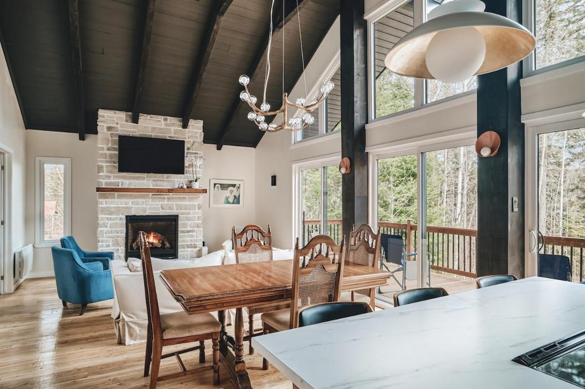 Cozy Chalet by the Lake - Your Perfect Escape