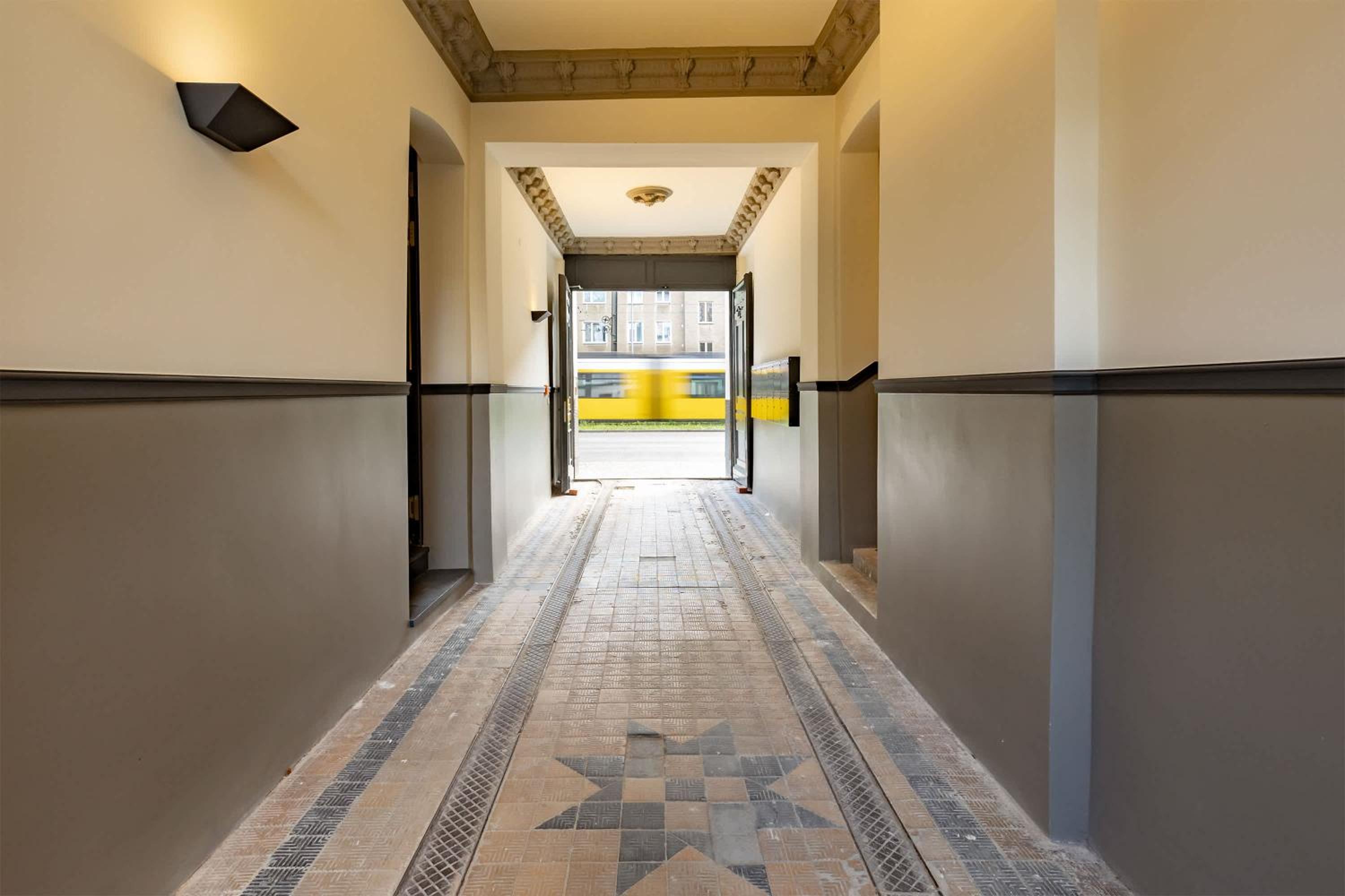 Brick & Beam Loft Duplex -30sqm- near Antonplatz