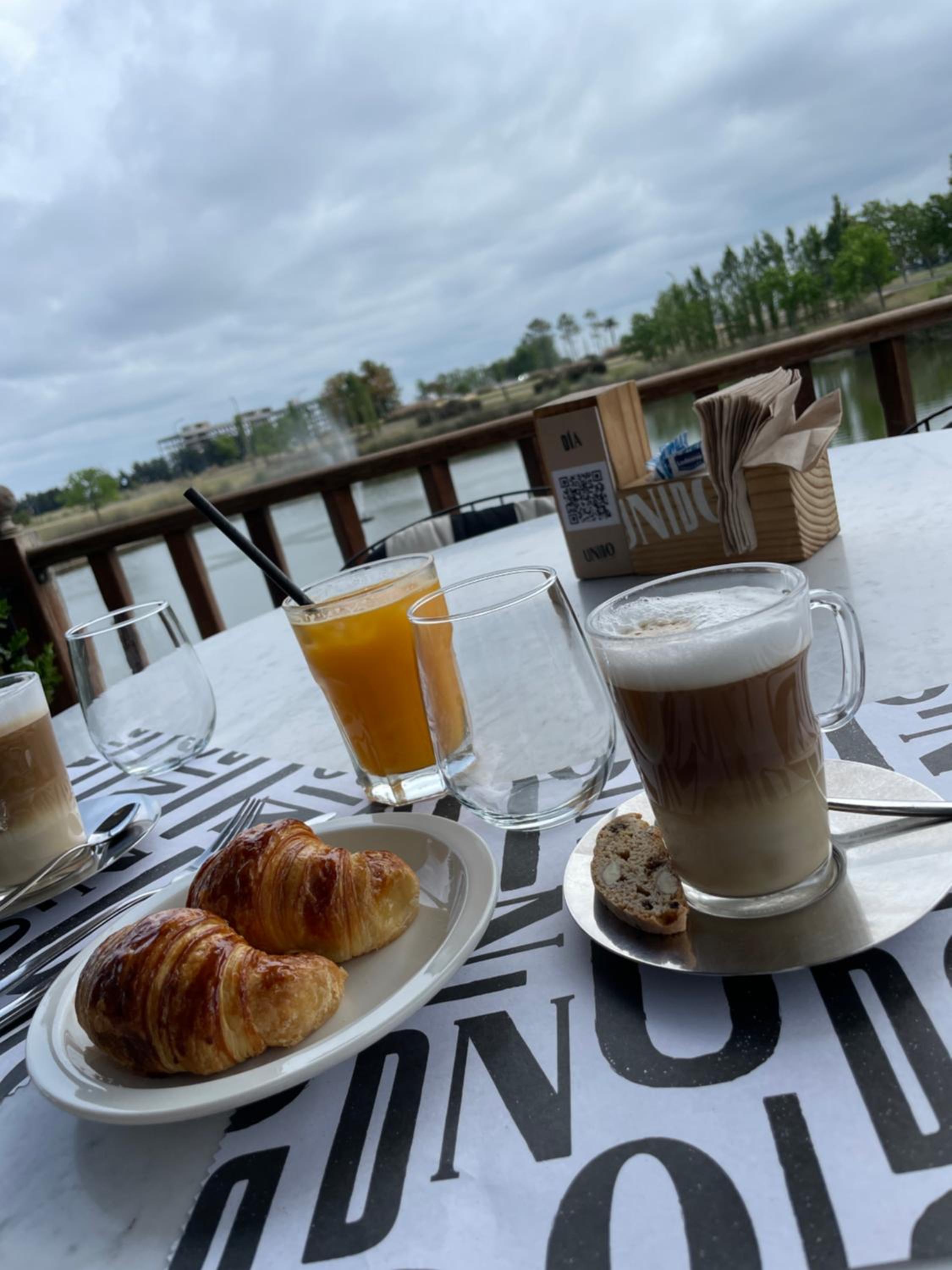 Condominio WYNDHAM NORDELTA DESAYUNO INCLUIDO PISCINA OPCIONAL ARANCELADA !!!!!