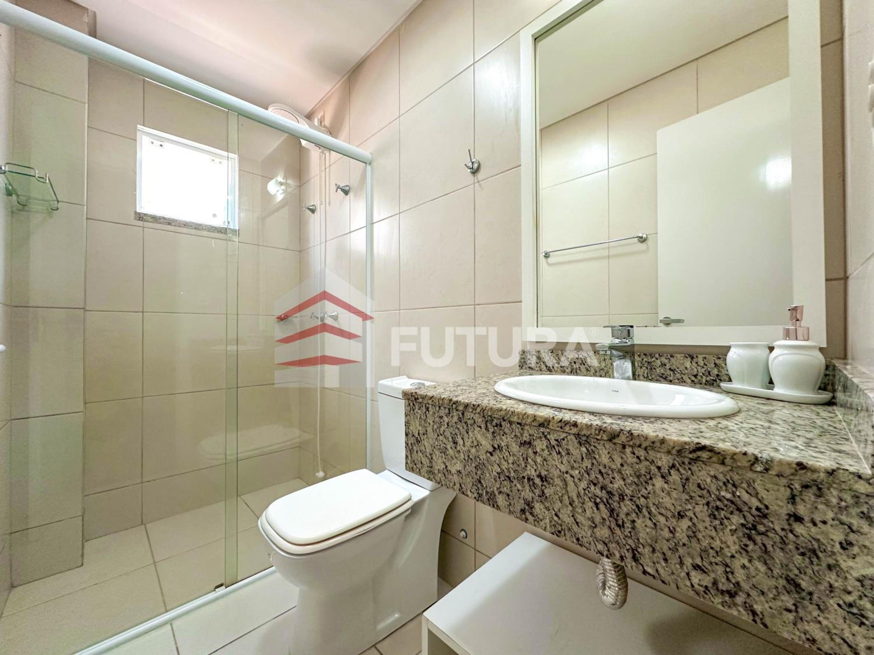 Apartamento 02 dormitórios em Mariscal - LA019EF