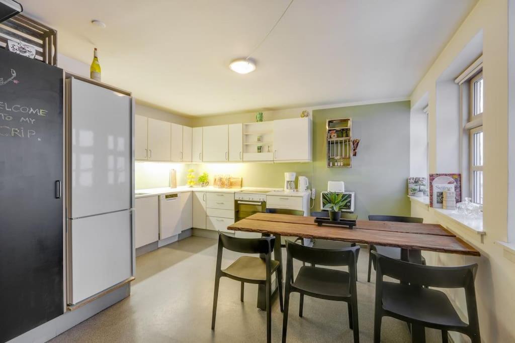 Cozy apartment central in CPH