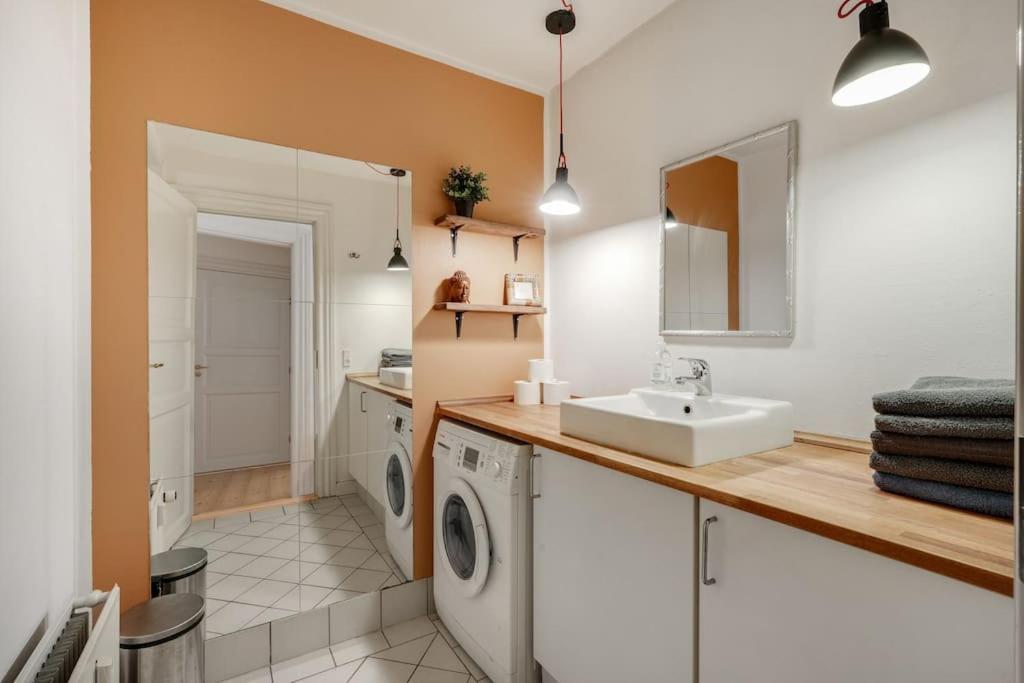 Cozy apartment central in CPH