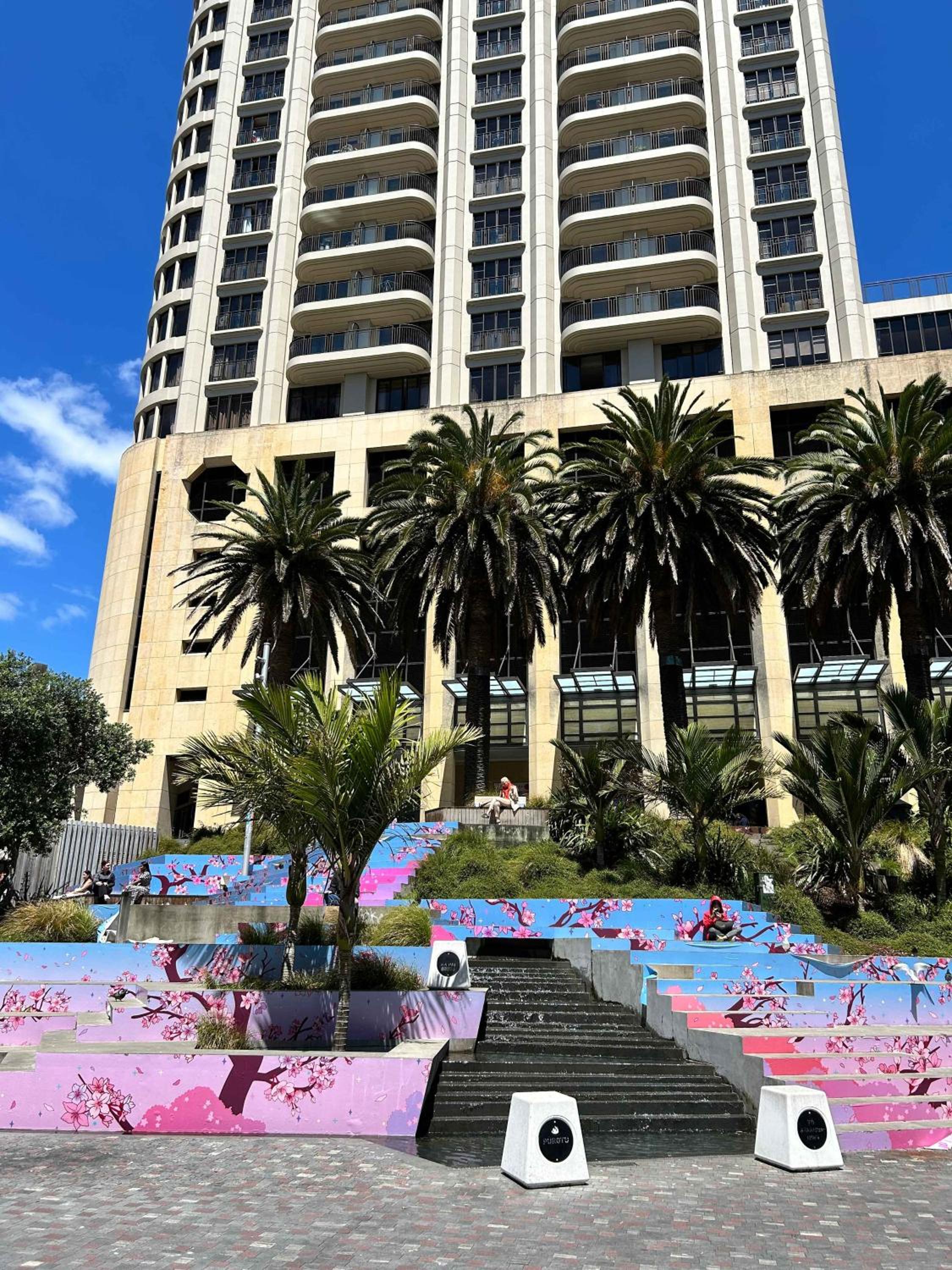 Heart of Auckland 1BR Gem with Pool and Gym Access view 5