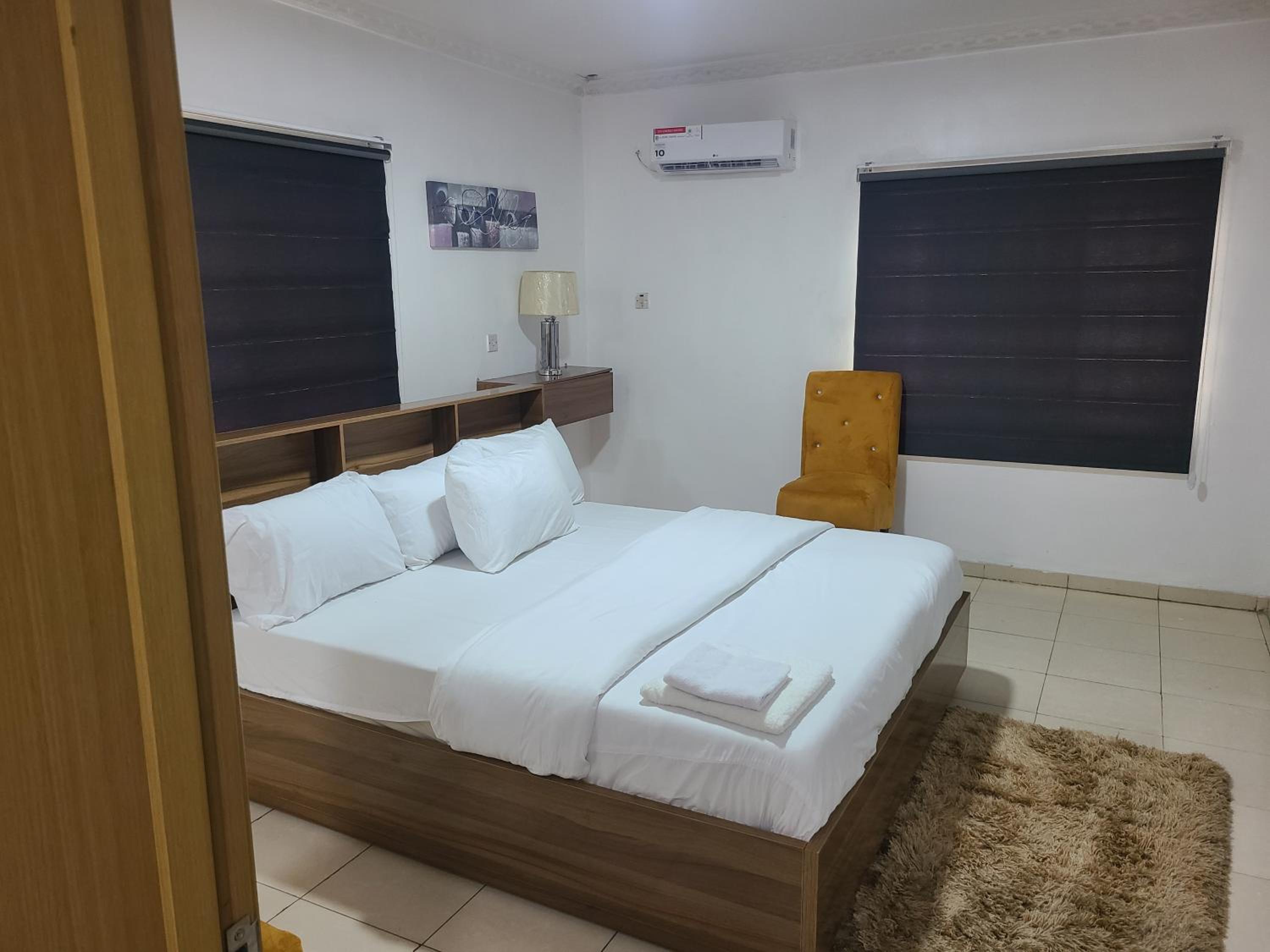 Gatehub Apartments view 4