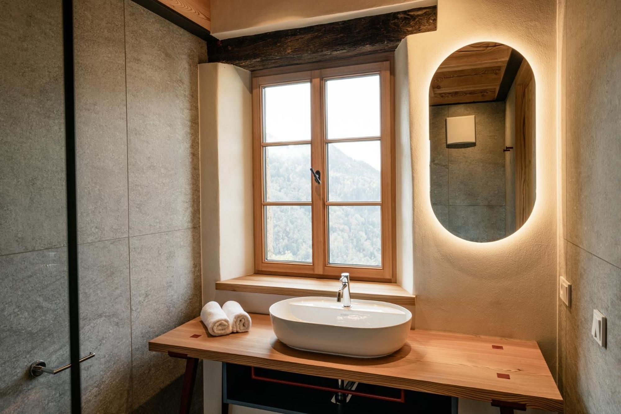 OBERBUCHFELDER historic farmhouse