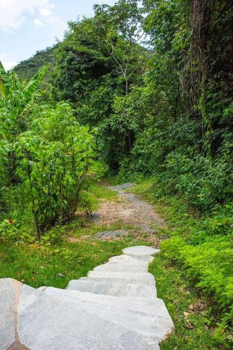 Chalé da LUA Natureza Cachoeira Paz