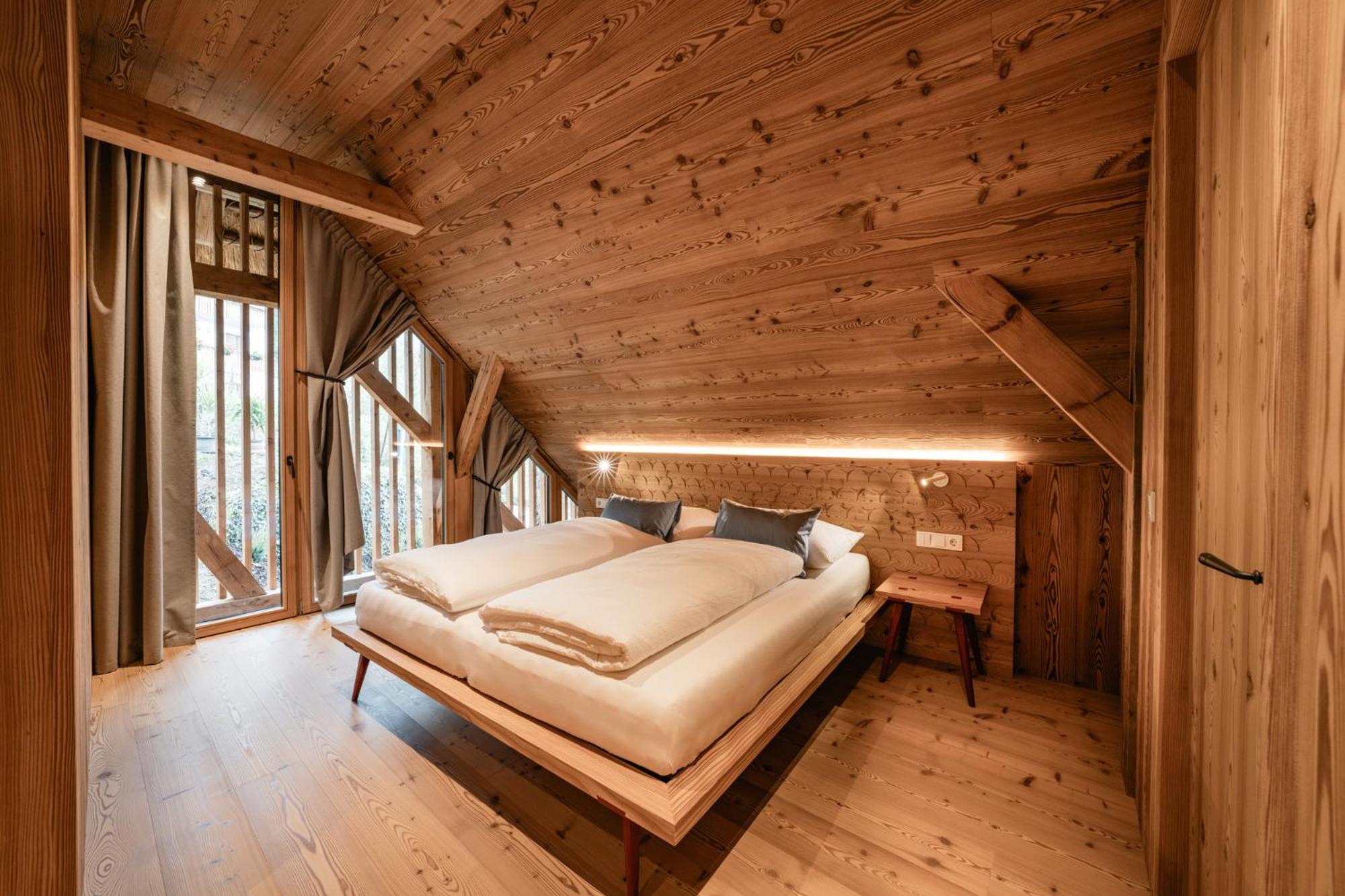 OBERBUCHFELDER historic farmhouse