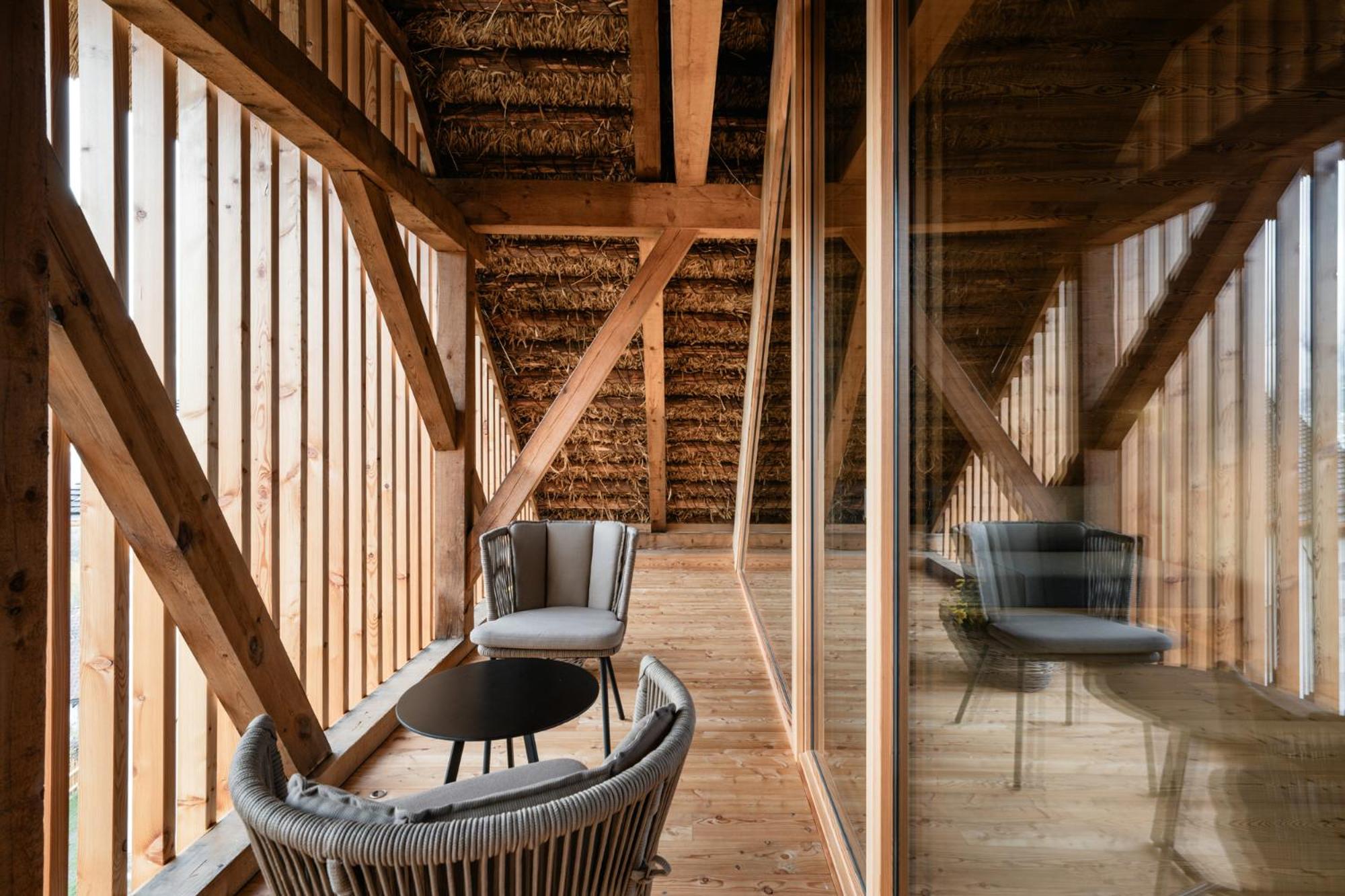 OBERBUCHFELDER historic farmhouse