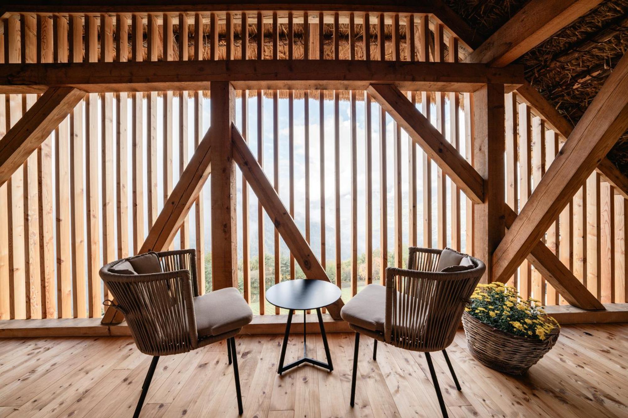 OBERBUCHFELDER historic farmhouse