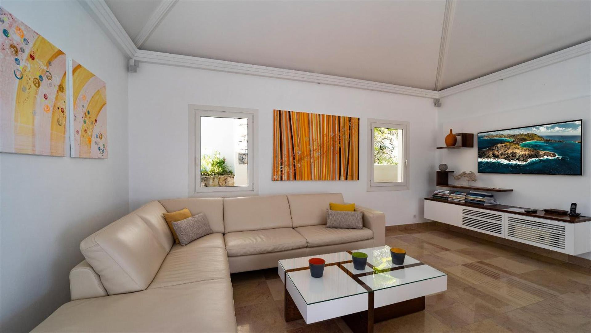 Glorious Villa Perfect for a Romantic Stay