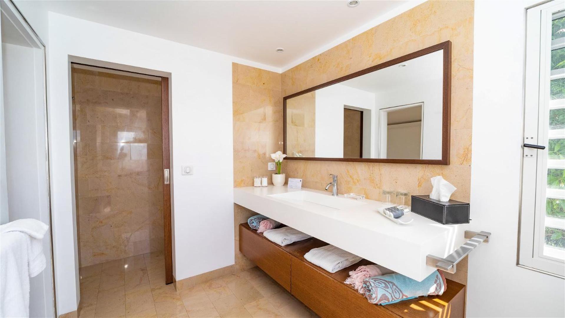 Glorious Villa Perfect for a Romantic Stay