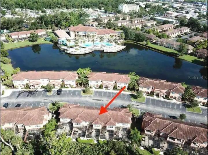 Corvette Getaway - 2 beds - jacuzzi - Forest view